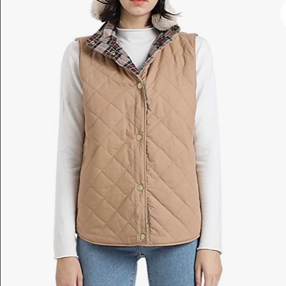 New Super Cute Reversible Vest - Picture 2 of 10